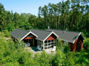 Modern Holiday Home in Aakirkeby with Sauna in Vester Sømarken